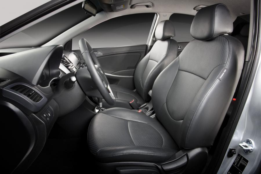  Hyundai Solaris 2011 года  (фото 19 из 45)